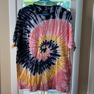 Mens Broken threads T-Shirt short sleeve. (Used)